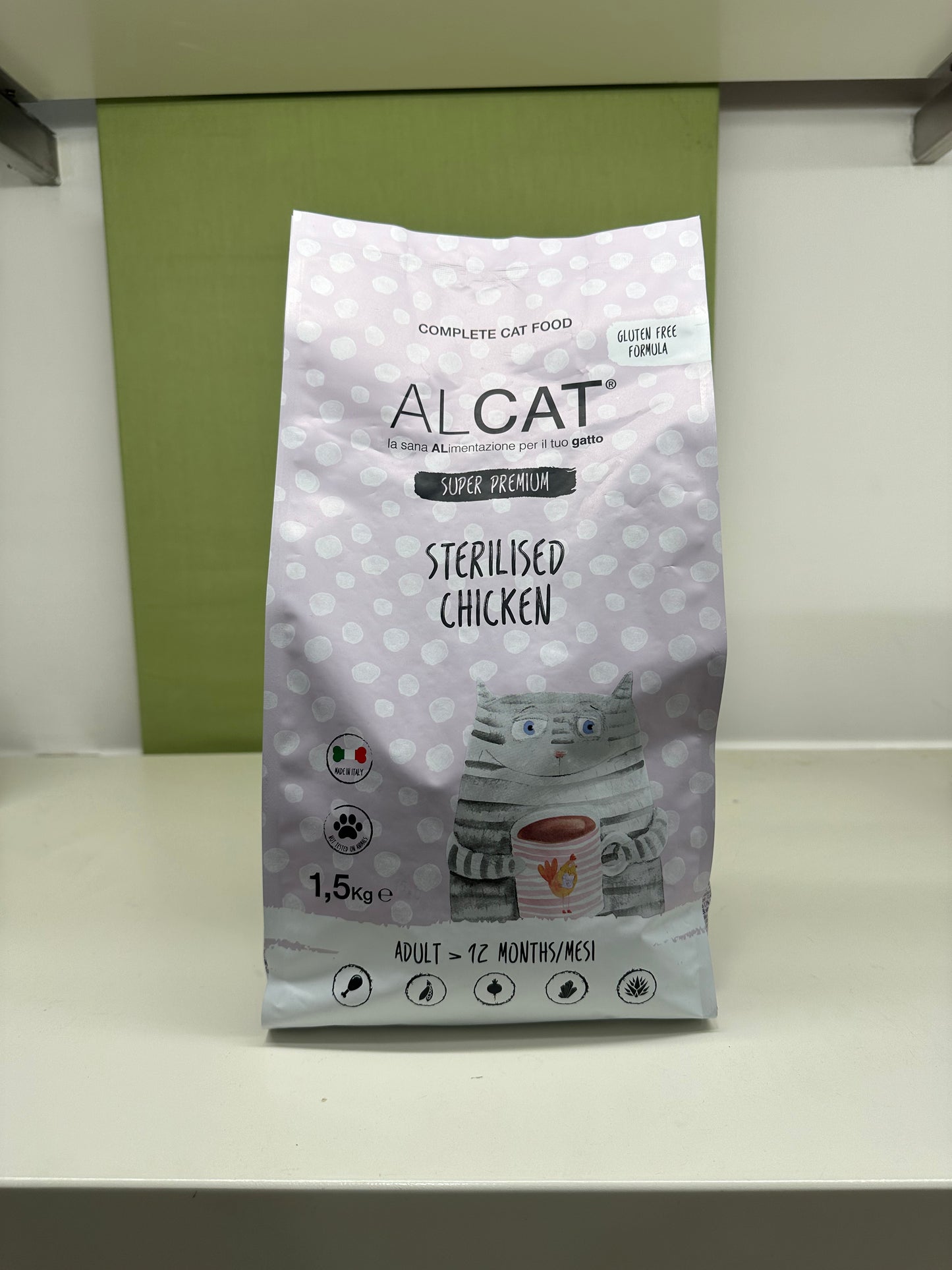 Sterilised chicken ALCAT 1,5 Kg